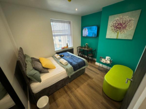 Entire Luxury Southgate House
